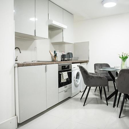 1B Apartment, 30 Mins To Oxford Street Лондон Екстер'єр фото