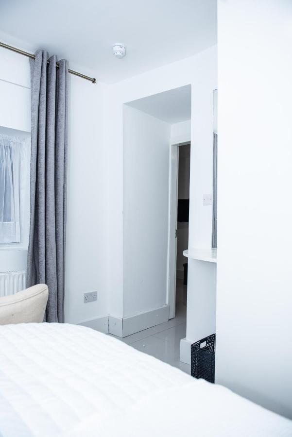 1B Apartment, 30 Mins To Oxford Street Лондон Екстер'єр фото
