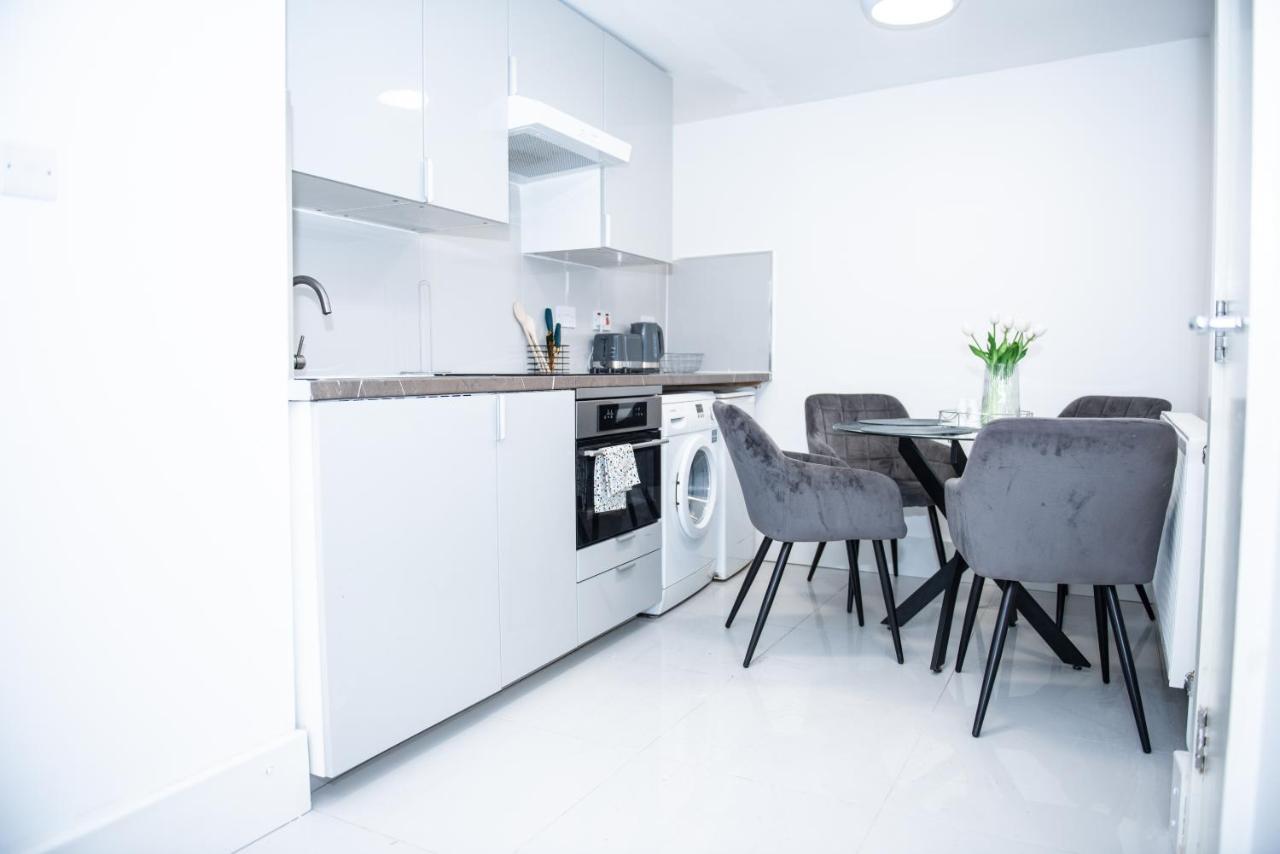1B Apartment, 30 Mins To Oxford Street Лондон Екстер'єр фото