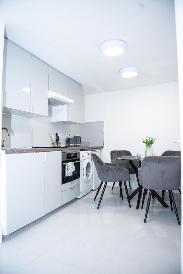 1B Apartment, 30 Mins To Oxford Street Лондон Екстер'єр фото