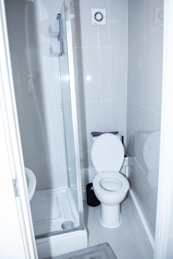 1B Apartment, 30 Mins To Oxford Street Лондон Екстер'єр фото