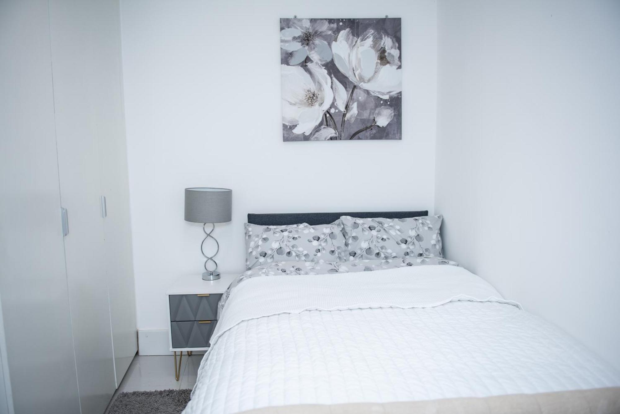 1B Apartment, 30 Mins To Oxford Street Лондон Екстер'єр фото
