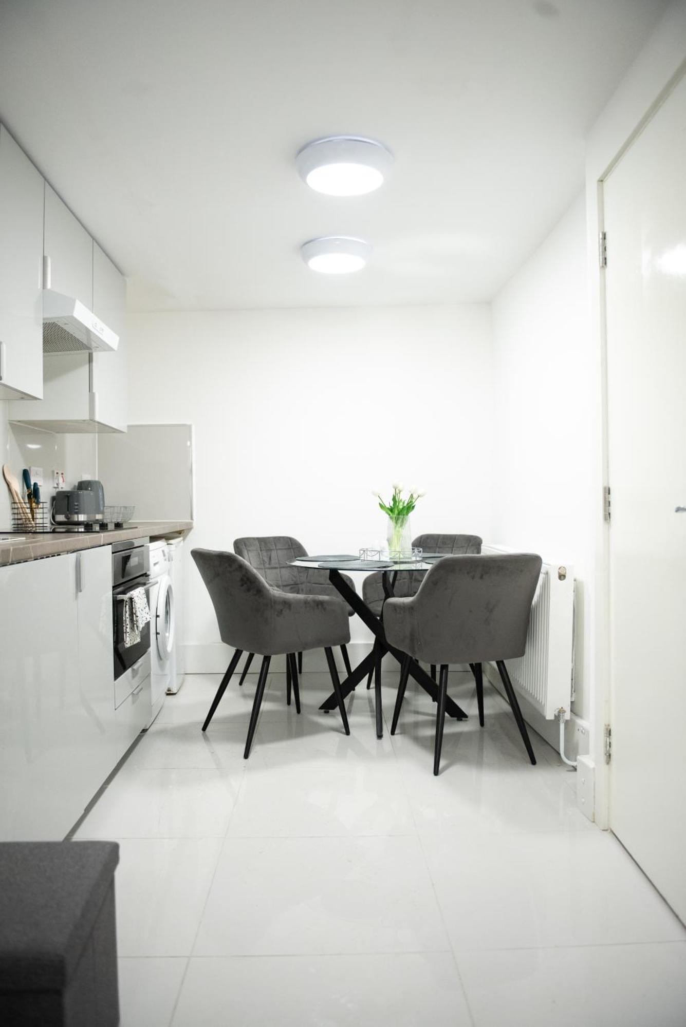 1B Apartment, 30 Mins To Oxford Street Лондон Екстер'єр фото