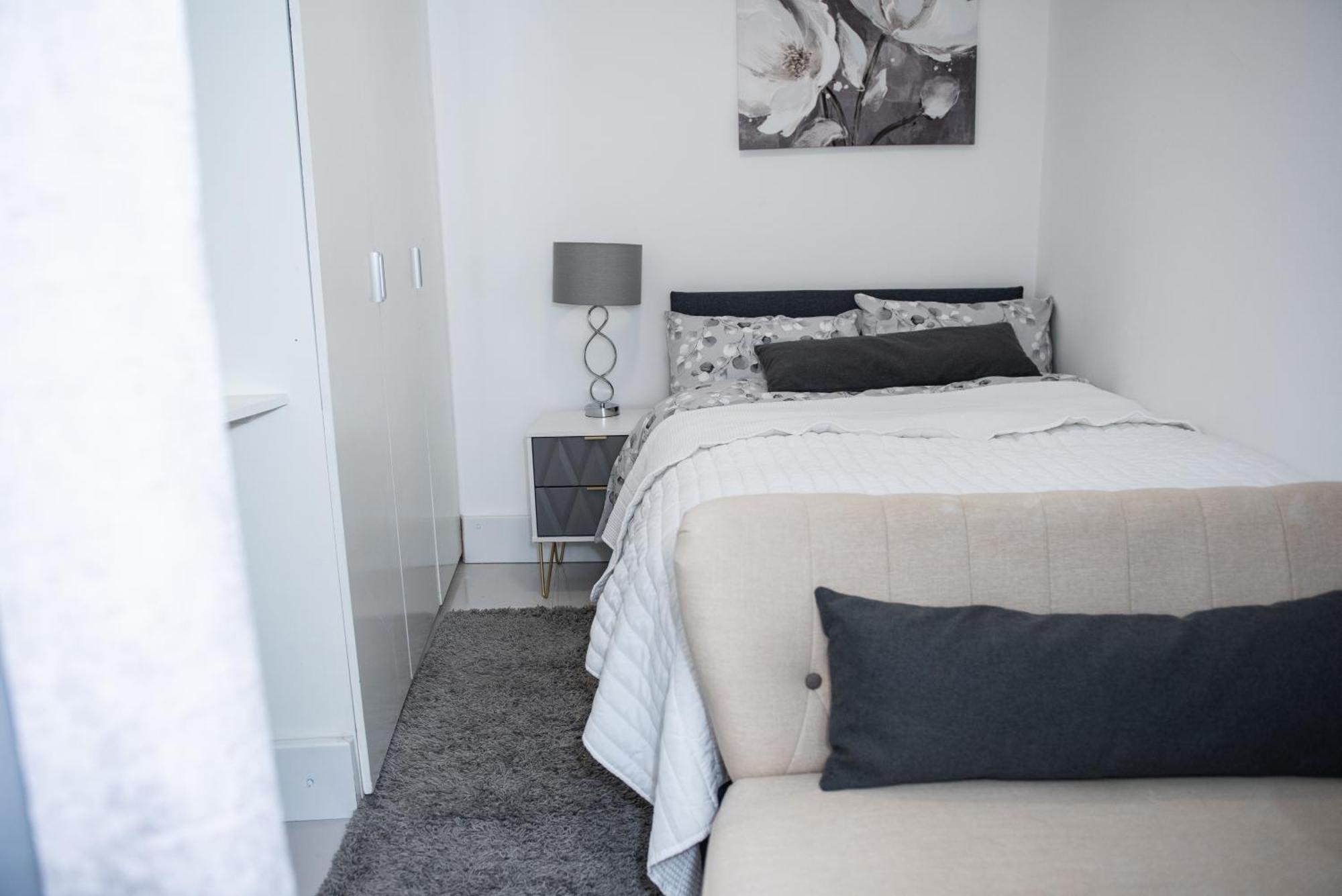 1B Apartment, 30 Mins To Oxford Street Лондон Екстер'єр фото