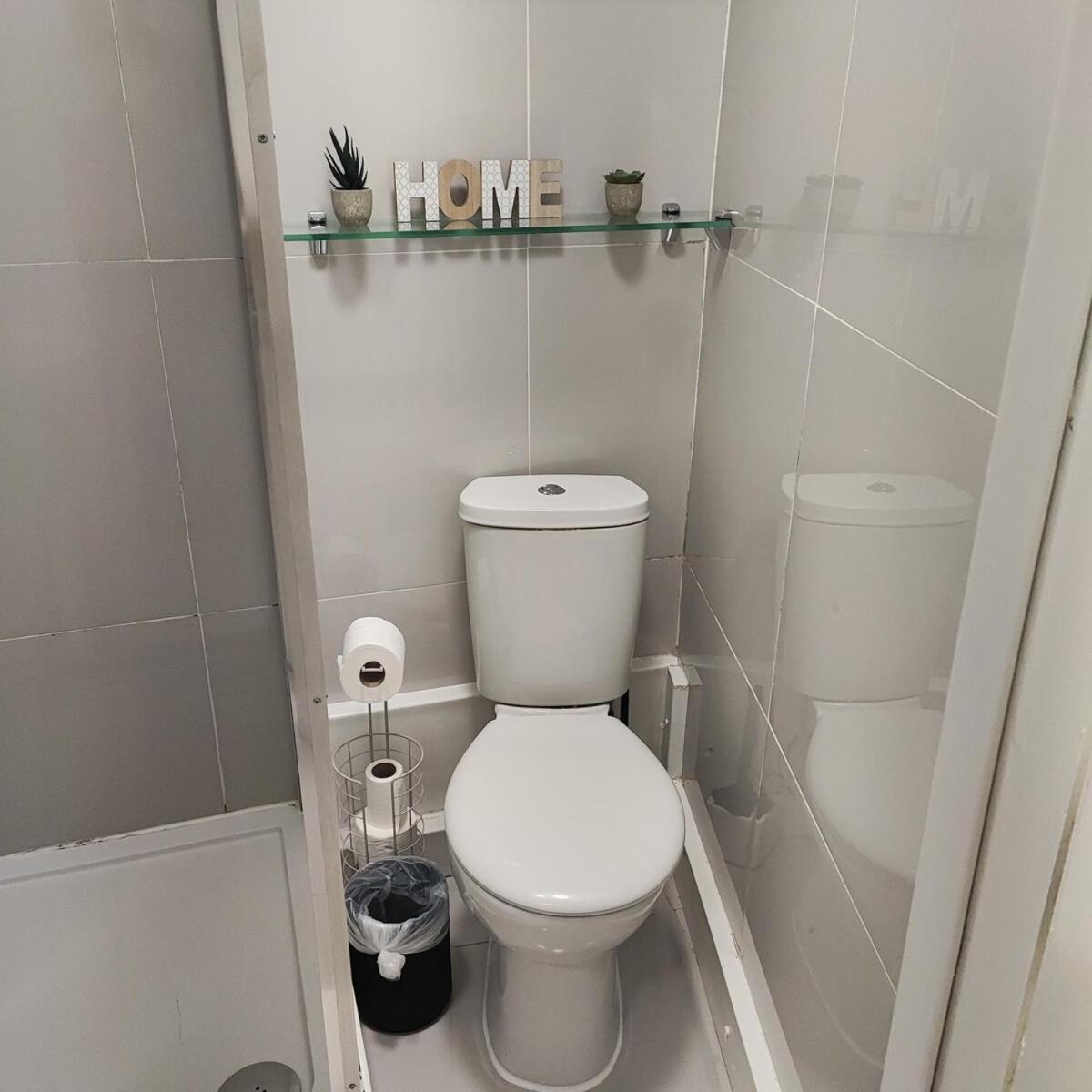 1B Apartment, 30 Mins To Oxford Street Лондон Екстер'єр фото